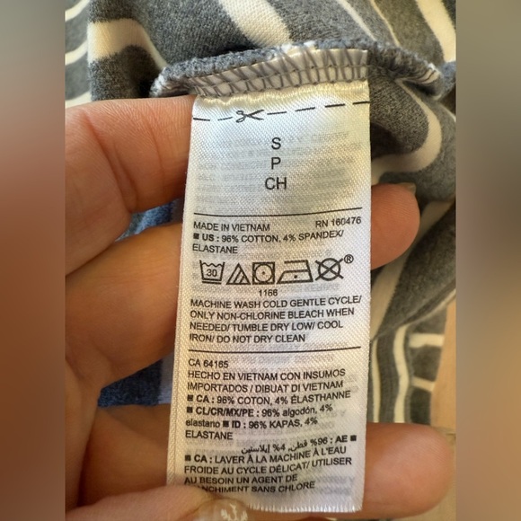 Old Navy Size Small Woman’s Pencil Skirt Grey White Stripes - Picture 5 of 6